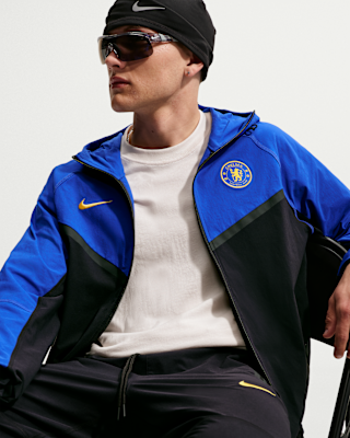 Chelsea F.C. Tech Windrunner Men's Nike Football Woven Full-Zip